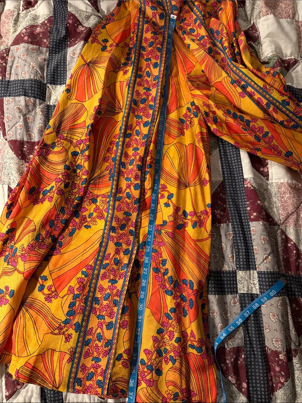 Vintage 1960s/ 1970s - Small - High-neck Wide Leg Pant Jumpsuit - Picture 12 of 13